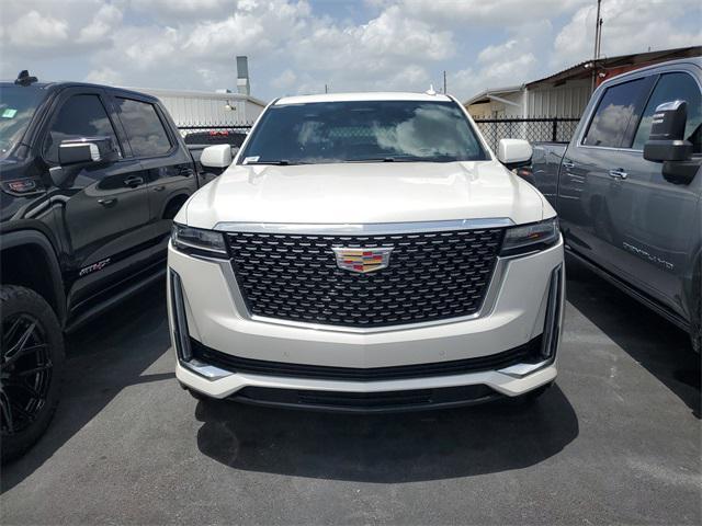 Photo of 2024 Crystal White Tricoat Cadillac Escalade
