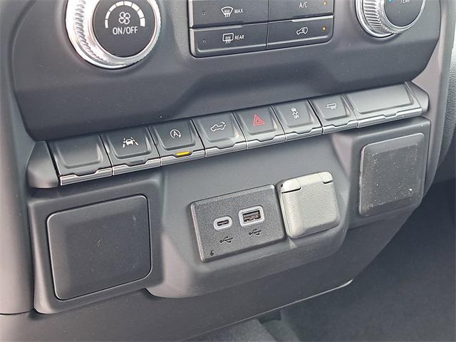 Photo of 2025 Summit White GMC Sierra 1500