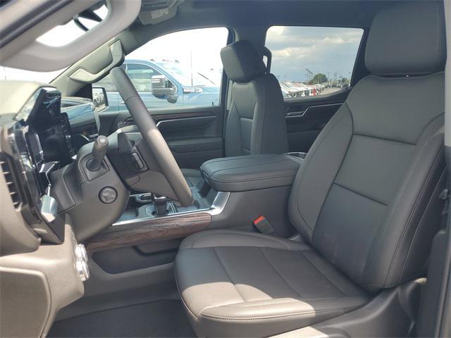 Photo of 2025 Onyx Black GMC Sierra 1500