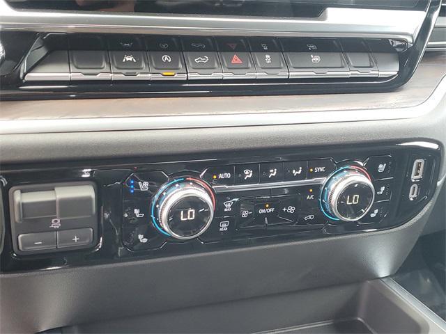 Photo of 2025 Onyx Black GMC Sierra 1500