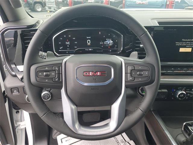 Photo of 2025 Summit White GMC Sierra 1500