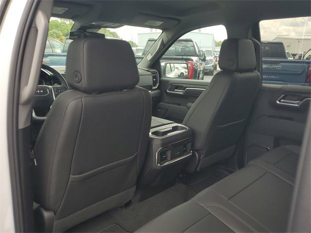 Photo of 2025 Summit White GMC Sierra 1500