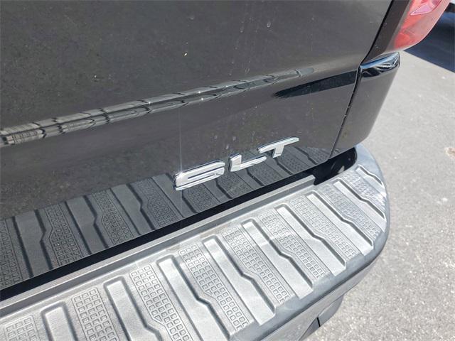Photo of 2023 Onyx Black GMC Sierra 1500
