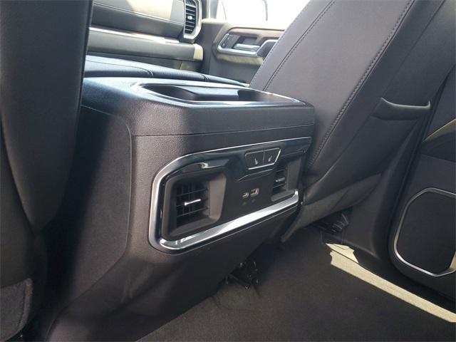 Photo of 2023 Onyx Black GMC Sierra 1500