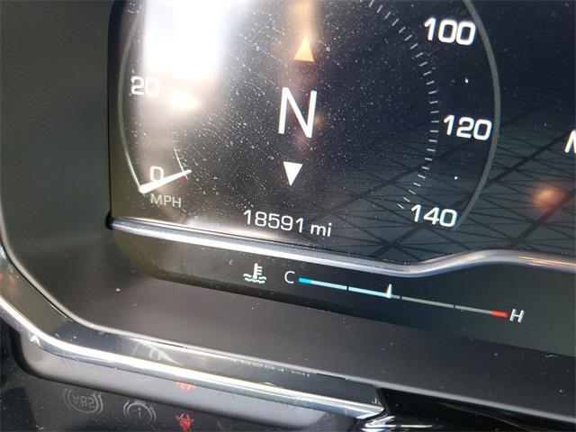 Photo of 2023 Onyx Black GMC Sierra 1500