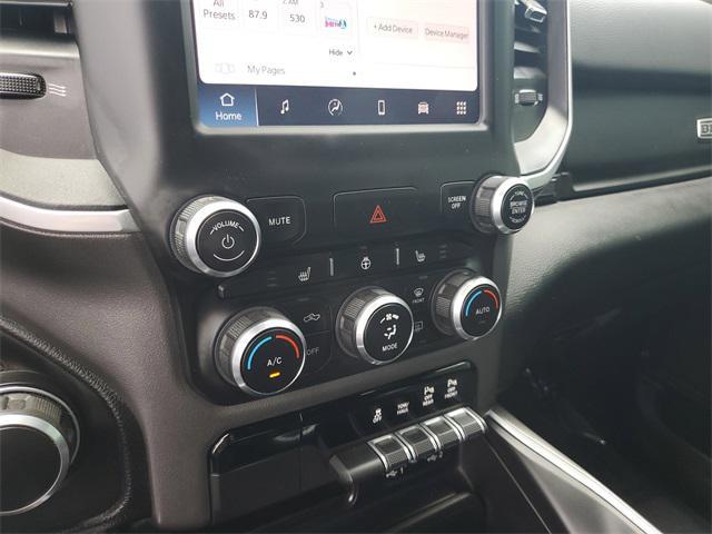 Photo of 2022 Granite Crystal Metallic Clearcoat RAM 1500
