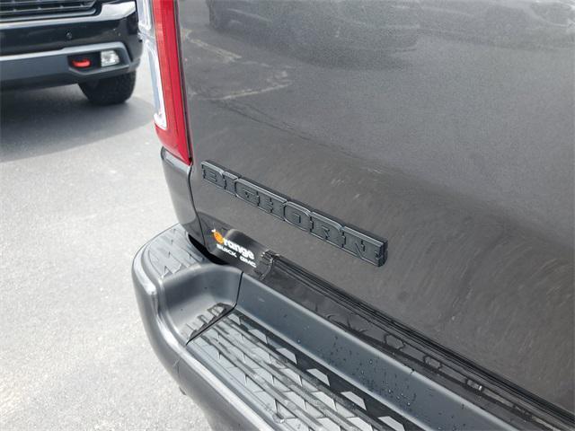 Photo of 2022 Granite Crystal Metallic Clearcoat RAM 1500