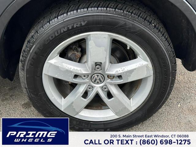 Photo of 2013 Galapagos Gray Metallic Volkswagen Touareg