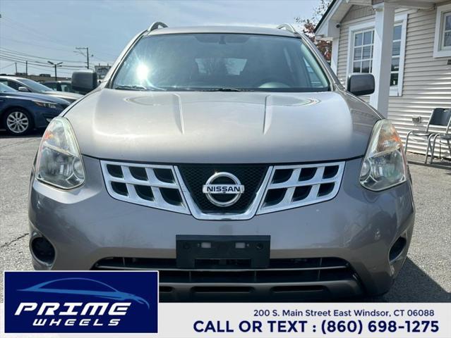 Photo of 2013 Platinum Graphite Metallic Nissan Rogue