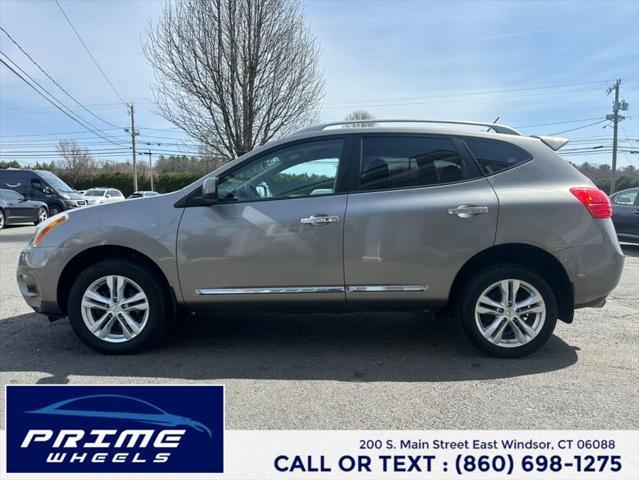 Photo of 2013 Platinum Graphite Metallic Nissan Rogue