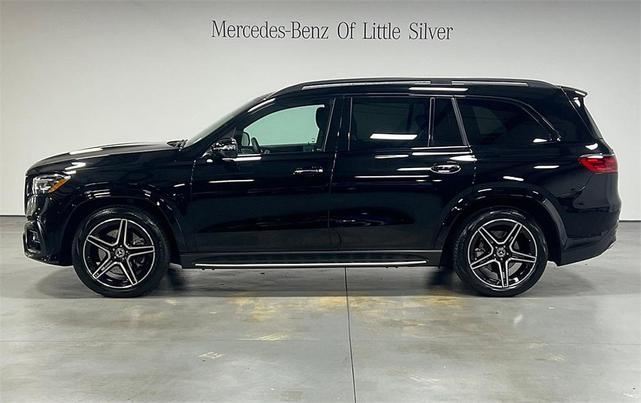 Photo of 2025 Black Mercedes-Benz GLS 450
