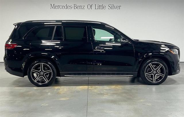 Photo of 2025 Black Mercedes-Benz GLS 450
