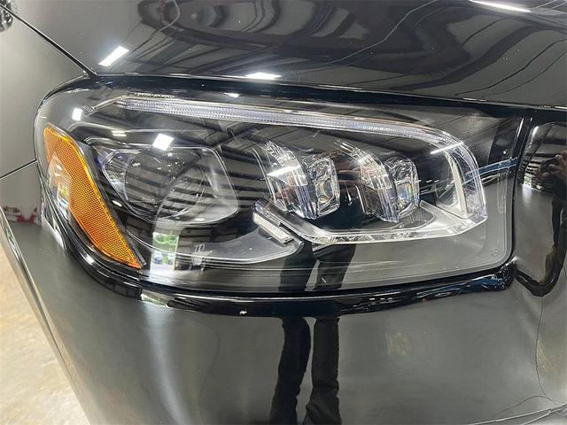 Photo of 2025 Black Mercedes-Benz GLS 450