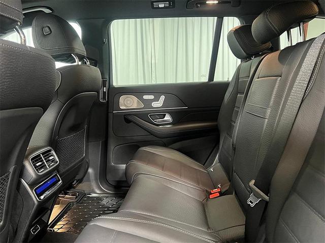 Photo of 2025 Black Mercedes-Benz GLS 450