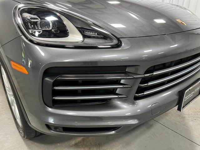 Photo of 2020 Gray Porsche Cayenne