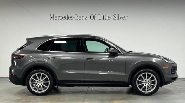 Photo of 2020 Gray Porsche Cayenne
