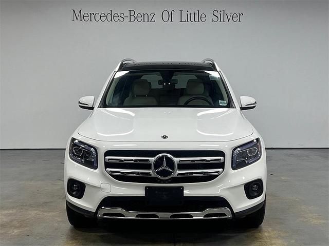 Photo of 2021 Polar White Mercedes-Benz GLB 250