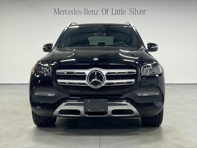 Photo of 2022 Black Mercedes-Benz GLS 450