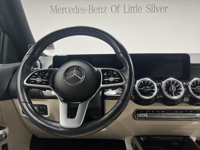 Photo of 2022 Mountain Gray Metallic Mercedes-Benz GLB 250