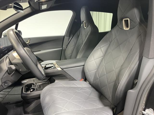 Photo of 2024 Oxide Gray Metallic BMW iX