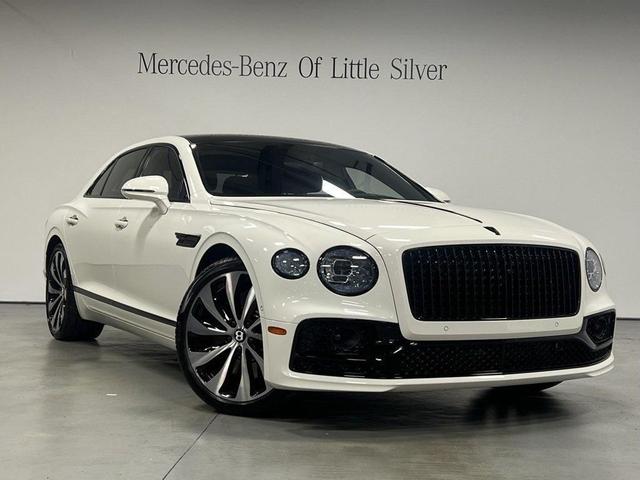 Photo of 2022 white Bentley Flying Spur Hybrid