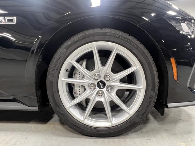 Photo of 2024 Shadow Black Ford Mustang