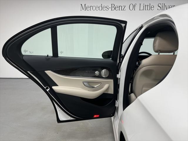 Photo of 2023 Polar White Mercedes-Benz E-Class