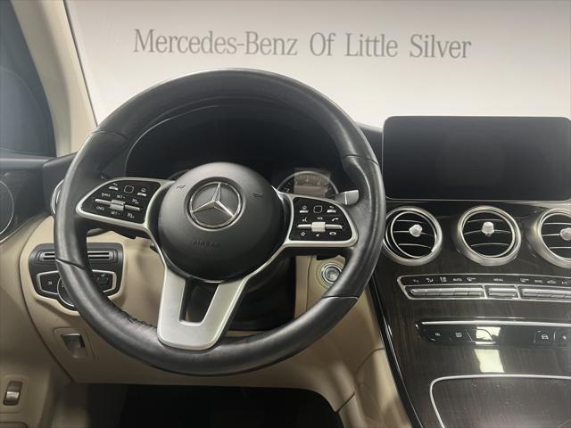 Photo of 2022 Black Mercedes-Benz GLC 300
