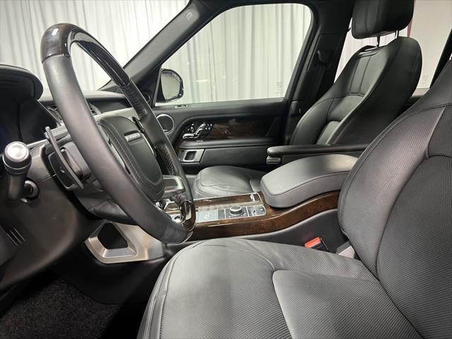 Photo of 2021 Black Land Rover Range Rover