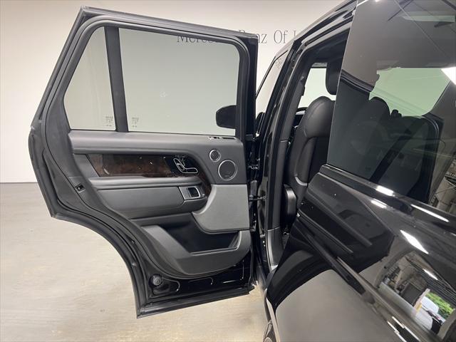 Photo of 2021 Black Land Rover Range Rover