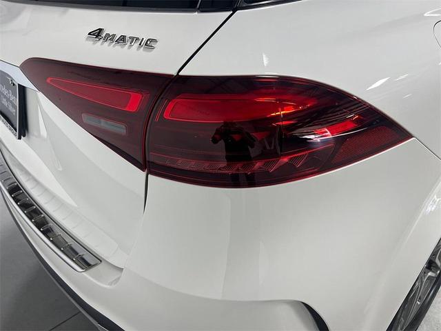 Photo of 2025 Polar White Mercedes-Benz GLE 450