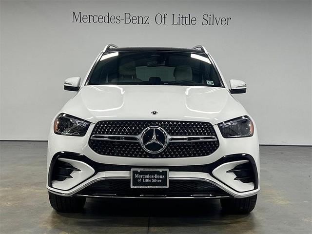 Photo of 2025 Polar White Mercedes-Benz GLE 450