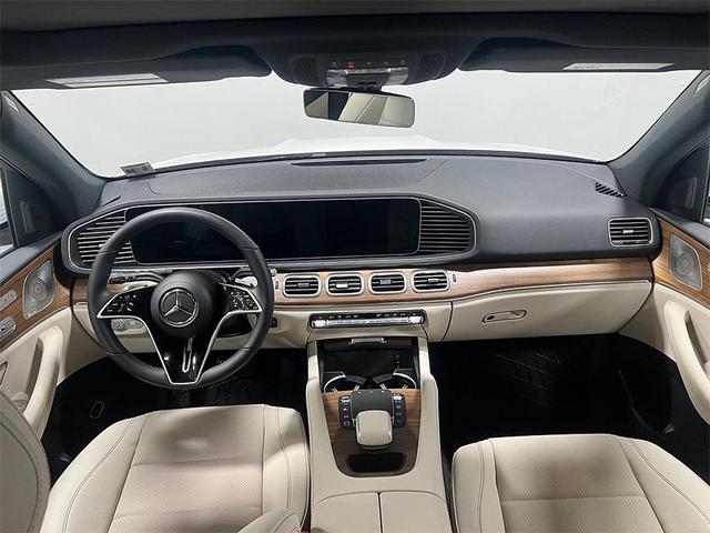 Photo of 2025 Polar White Mercedes-Benz GLE 450