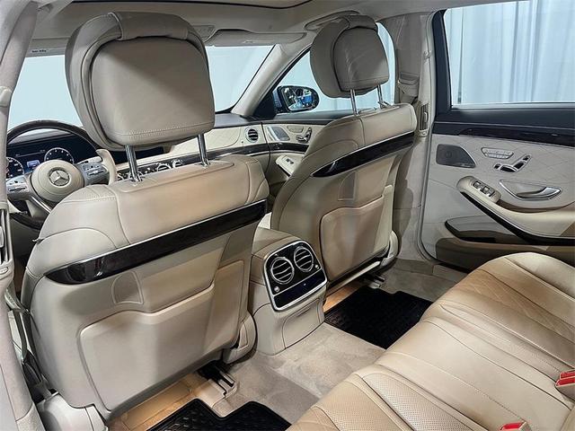 Photo of 2019 Silver Mercedes-Benz S-Class