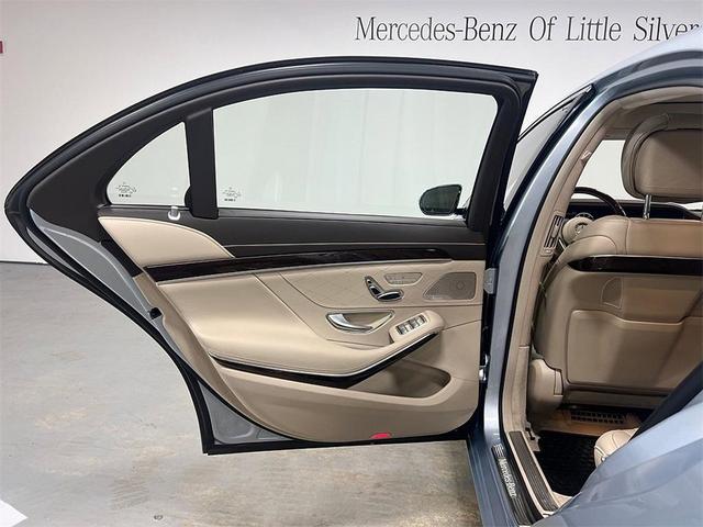 Photo of 2019 Silver Mercedes-Benz S-Class