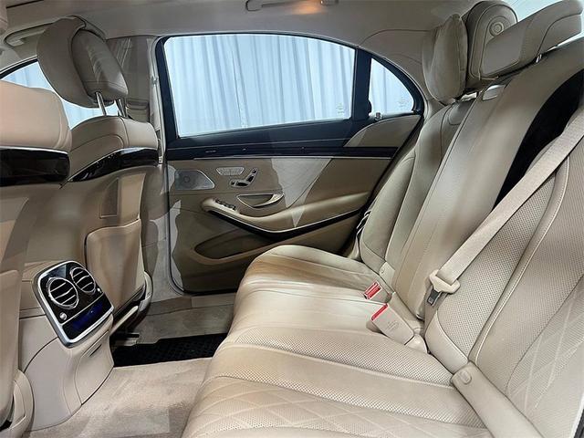 Photo of 2019 Silver Mercedes-Benz S-Class