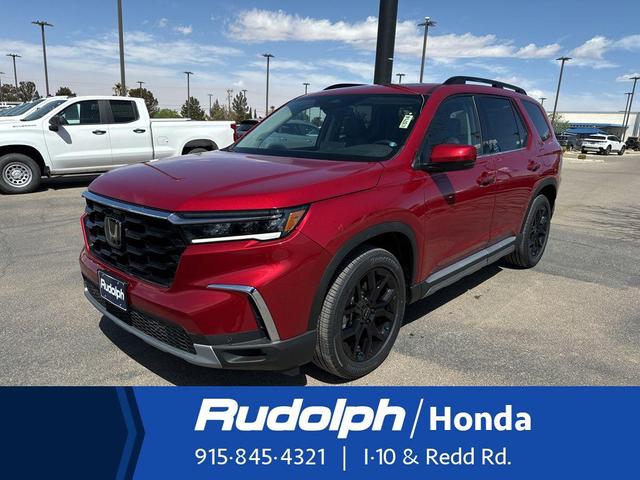 Photo of 2025 Radiant Red Metallic II Honda Pilot