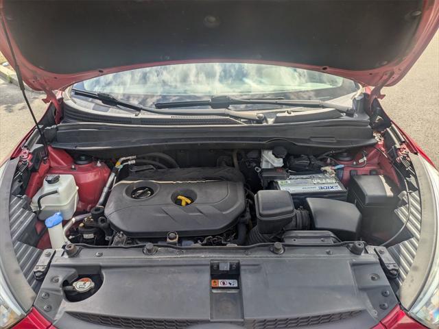 Photo of 2014 Garnet Red Hyundai TUCSON