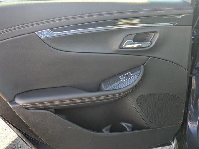 Photo of 2018 Blue Velvet Metallic Chevrolet Impala