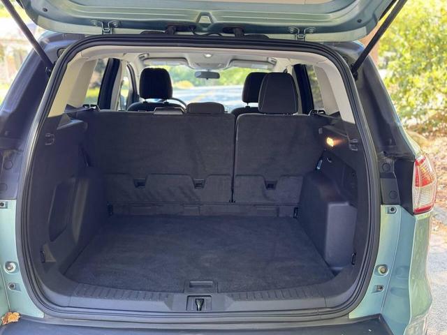 Photo of 2013 Turquoise Ford Escape