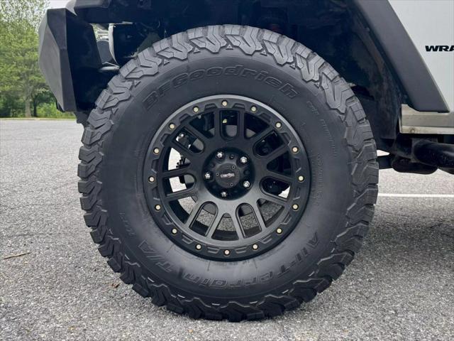 Photo of 2007 Silver Jeep Wrangler