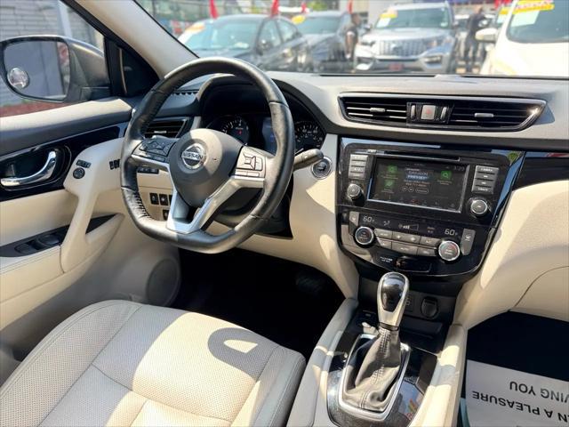 Photo of 2021 Caspian Blue Metallic Nissan Rogue Sport
