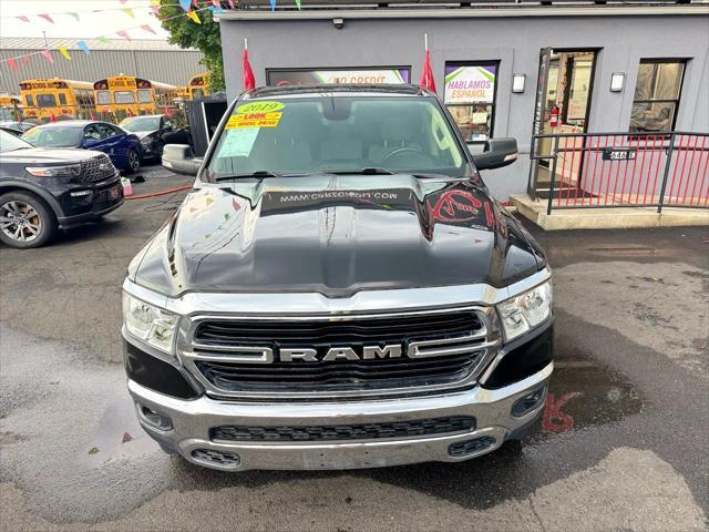 Photo of 2019 Diamond Black Crystal Pearlcoat RAM 1500
