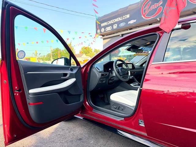 Photo of 2023 Ultimate Red Hyundai SONATA