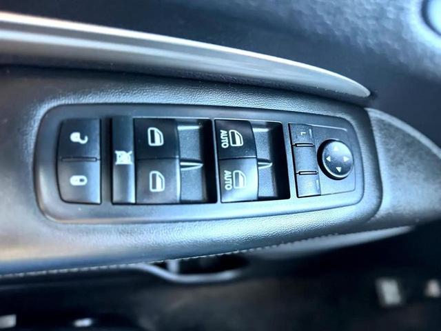 Photo of 2019 DB Black Clearcoat Dodge Durango