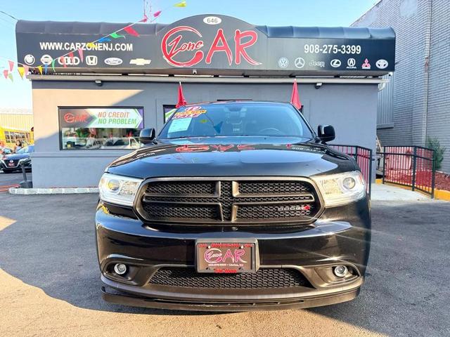 Photo of 2019 DB Black Clearcoat Dodge Durango