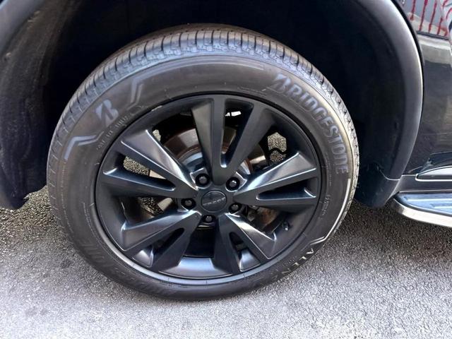 Photo of 2019 DB Black Clearcoat Dodge Durango