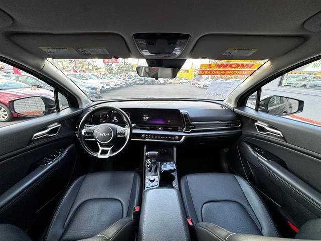 Photo of 2023 Ebony Black Kia Sportage