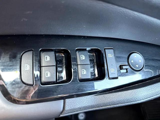 Photo of 2023 Ebony Black Kia Sportage