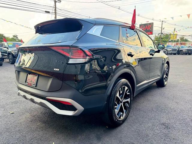 Photo of 2023 Ebony Black Kia Sportage